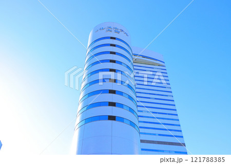 埼玉県さいたま市、大宮ソニックシティの風景 121788385