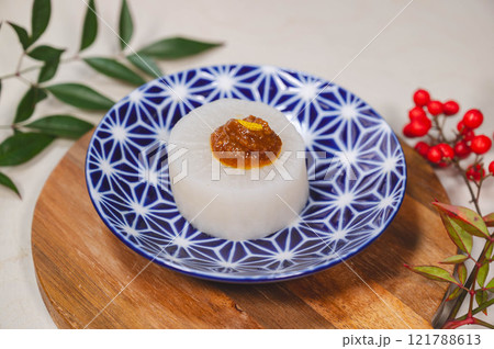 卵黄味噌をのせたふろふき大根 卵黄味噌をのせたふろふき大根 121788613