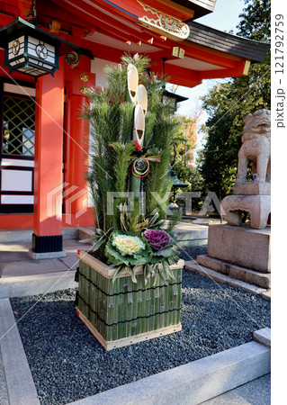 長興寺住吉神社の門松のお飾り 121792759