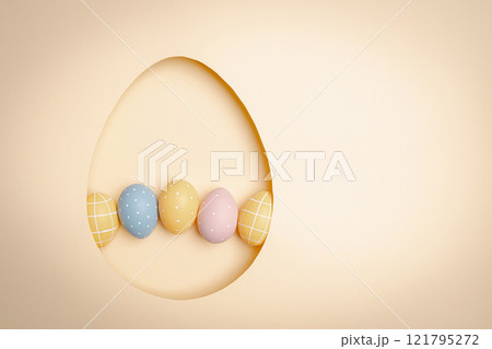Top view pastel beige background with Easter decor Top view pastel beige background with Easter decor 121795272