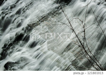 Mill Creek Falls, Cleveland, Ohio Mill Creek Falls, Cleveland, Ohio 121801013