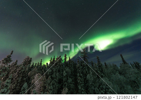 オーロラの写真を撮りに行こう オーロラの写真を撮りに行こう 121802147