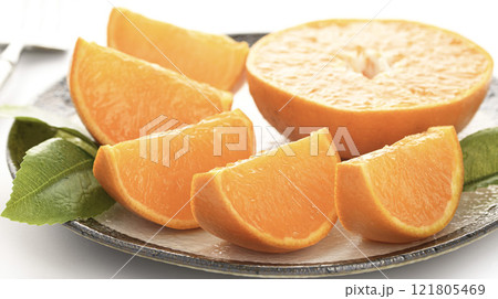 高級みかん はまさき カットイメージ（白バック） 121805469