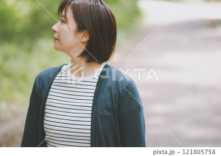 portrait photo 121805758