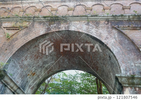 京都　南禅寺　琵琶湖疏水　水路閣 121807546