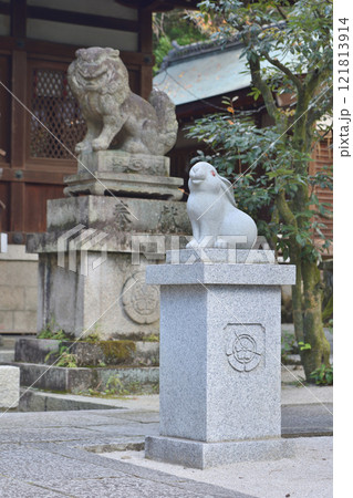 岡崎神社の狛ウサギ 岡崎神社の狛ウサギ 121813914