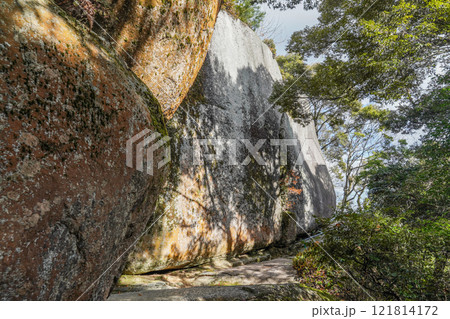 笠置寺（京都府）修行場巡り　虚空蔵石 121814172