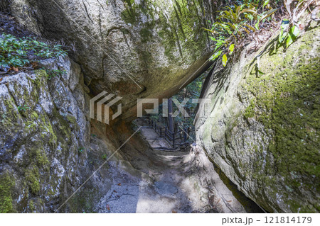 笠置寺（京都府）修行場巡り　太鼓石 121814179