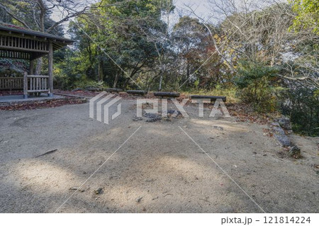 笠置寺(京都府)修行場巡り 二の丸跡 笠置寺(京都府)修行場巡り 二の丸跡 121814224