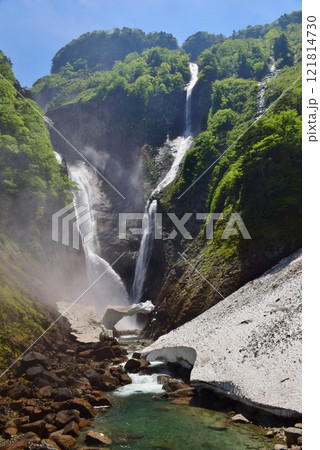 立山  称名滝　 初夏の風景 121814730