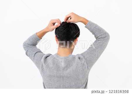 メンズビューティー ヘアケア 後ろ姿 メンズビューティー ヘアケア 後ろ姿 121816308