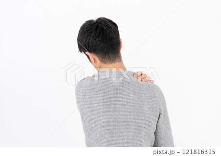 肩こり　男性 121816315