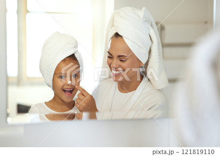 Smiling, joyful and excited little girl in spa with her mother. Mom and daughter self care day, putting on creams and taking care of skin. Parenthood, bonding with child, young female growing up Smiling, joyful and excited little girl in spa with her mother. Mom and daughter self care day, putting on creams and taking care of skin. Parenthood, bonding with child, young female growing up 121819110