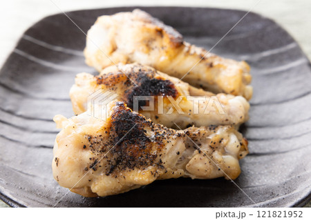 美味しい家庭料理の手羽元塩焼き 美味しい家庭料理の手羽元塩焼き 121821952