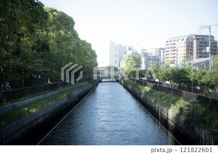 東京江東区の運河、仙台堀川公園、小名木川 東京江東区の運河、仙台堀川公園、小名木川 121822601