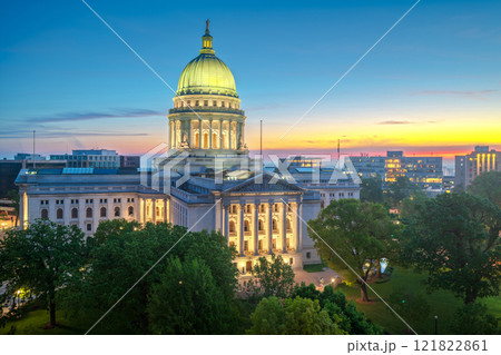 Madison, Wisconsin, USA State Capitol Madison, Wisconsin, USA State Capitol 121822861
