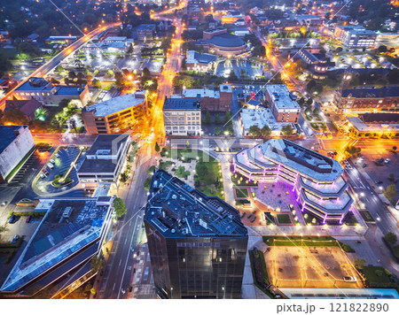Springfield, Ohio, USA Town at Blue Hour. 121822890