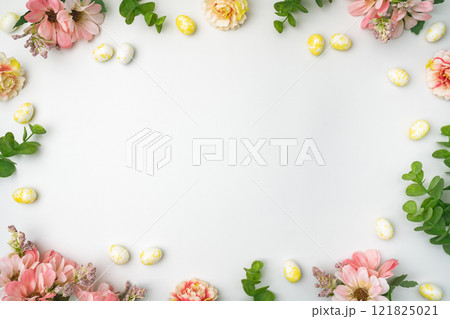 Happy Easter concept with easter eggs 121825021