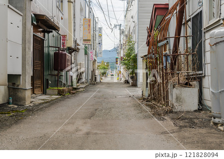 【富良野市日の出町　へそ歓楽街】 121828094