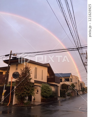 レインボー 121828925