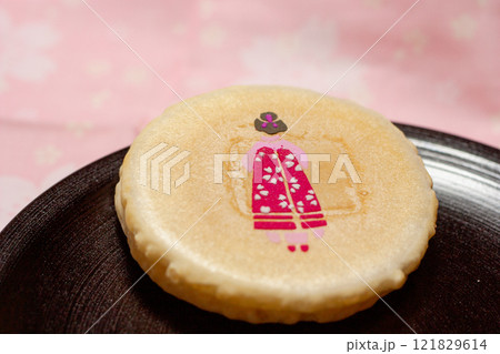 京都　麩焼き煎餅　舞妓さん 121829614