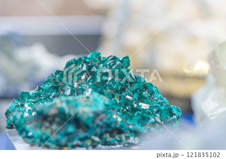 翠銅鉱　ダイオプテーズ　鉱石 121835102