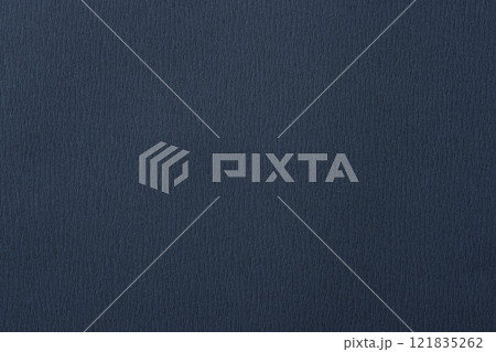 紺色の紙の背景テクスチャ 121835262