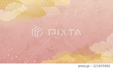 和風の雲と金箔のピンクのベクターイラスト背景 121835892