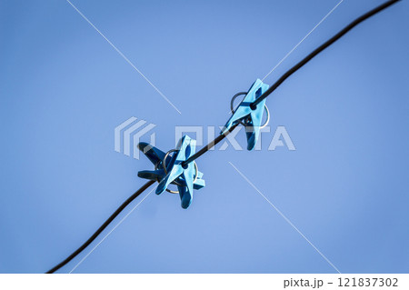 Pins on the rope 121837302