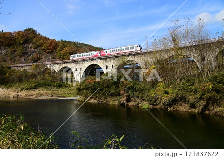JR釜石線(銀河ドリームライン釜石線) 達曾部川橋梁 JR釜石線(銀河ドリームライン釜石線) 達曾部川橋梁 121837622