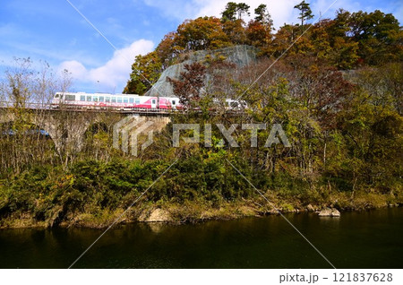 JR釜石線(銀河ドリームライン釜石線) 達曾部川橋梁 JR釜石線(銀河ドリームライン釜石線) 達曾部川橋梁 121837628