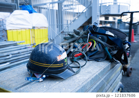 マンション大規模修繕工事のイメージ マンション大規模修繕工事のイメージ 121837686