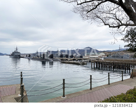 「アレイからすこじま」から見る自衛艦 121838412