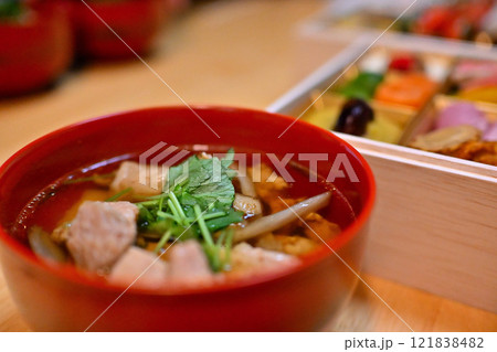 お雑煮　おせち料理 121838482