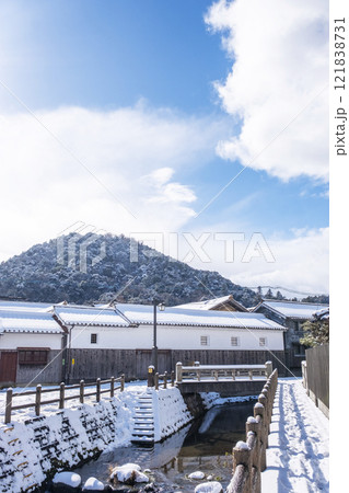 打吹山の雪景色　 121838731
