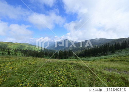 会津駒ヶ岳登山、福島県 121840348