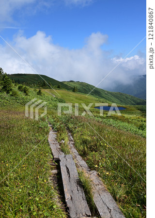 会津駒ヶ岳登山、福島県 121840867