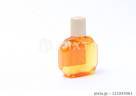 目薬、点眼、容器、薬局、目、点す、液体、薬、キャップ 目薬、点眼、容器、薬局、目、点す、液体、薬、キャップ 121843061