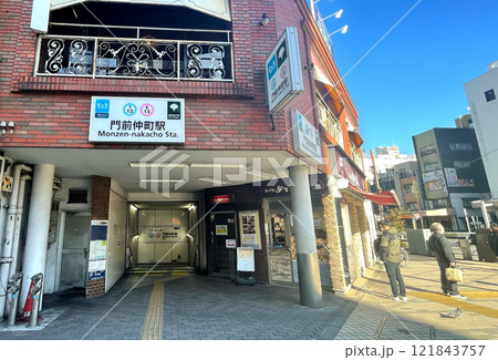 門前仲町駅3番口 121843757