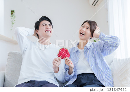 お金と夫婦 121847432