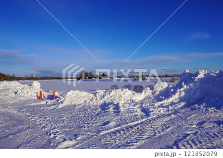 冬のしのつ湖(新篠津町) 冬のしのつ湖(新篠津町) 121852079