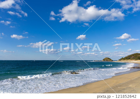 冬の志賀島下馬ヶ浜海水浴場 冬の志賀島下馬ヶ浜海水浴場 121852642