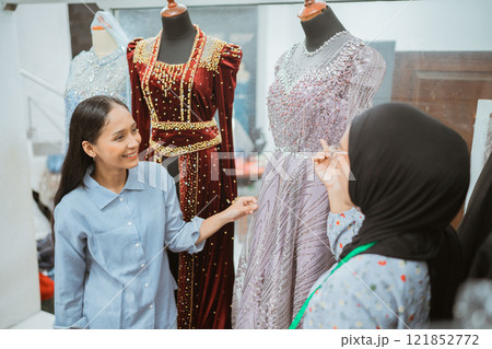 Fashion Consultation A Comprehensive Look into Elegant Traditional Dresses Fashion Consultation A Comprehensive Look into Elegant Traditional Dresses 121852772