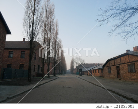 アウシュビッツ強制収容所（ポーランド） 121853003