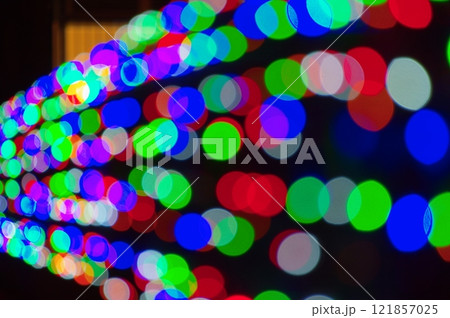 クリスマスイルミネーションイメージ 121857025