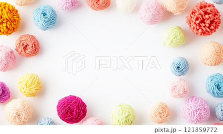 カラフルな毛糸ボールのフレームデザイン カラフルな毛糸ボールのフレームデザイン 121859772