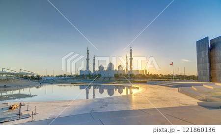 Sheikh Zayed Grand Mosque in Abu Dhabi at sunset timelapse, UAE 121860136
