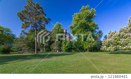 Beautiful Medieval landmark - royal hunting castle Fontainbleau timelapse hyperlapse. 121860481