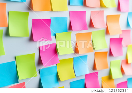 大量の付箋 大量の付箋 121862554