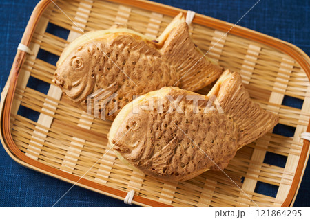 鯛焼き 121864295